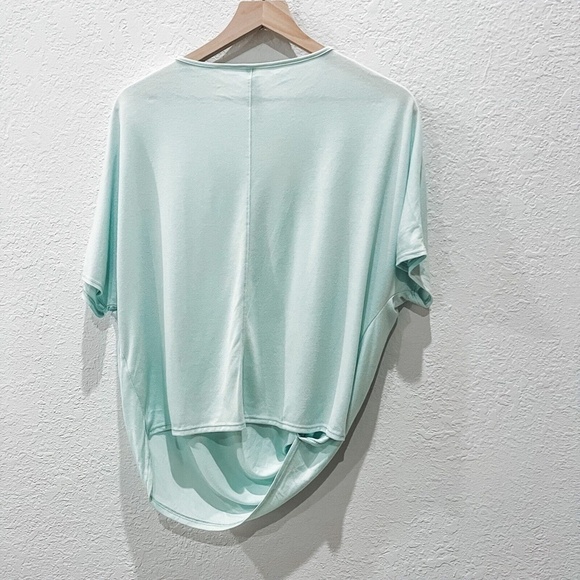 Athleta Yoga Top Mint Green sz XS - Picture 6 of 12